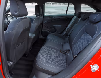 Interior Vauxhall Astra Sports Tourer BiTurbo '2016–19