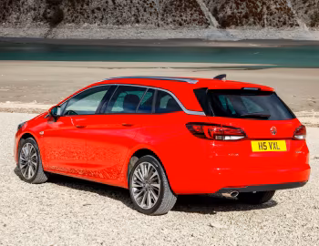 Vauxhall Astra Sports Tourer BiTurbo '2016–19
