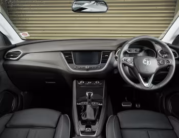 Painel frontal Vauxhall Astra Turbo Ultimate '2018–19