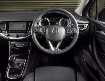 Painel frontal Vauxhall Astra Turbo Ultimate '2018–19