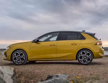 Vauxhall Astra Ultimate '2022–26
