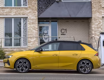 Vauxhall Astra Ultimate '2022–26