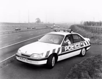 Vauxhall Carlton 2.6i Police '1990–94