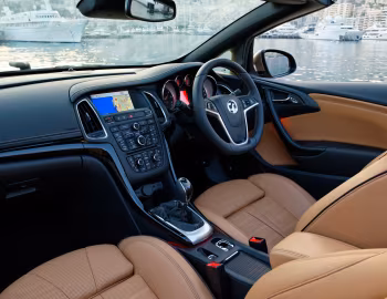 Interior Vauxhall Cascada '2013–19