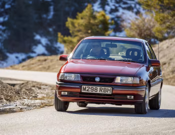 Vauxhall Cavalier CDX Saloon '1993–95
