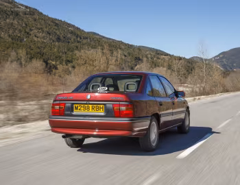 Vauxhall Cavalier CDX Saloon '1993–95