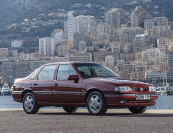 Vauxhall Cavalier CDX Saloon '1993–95