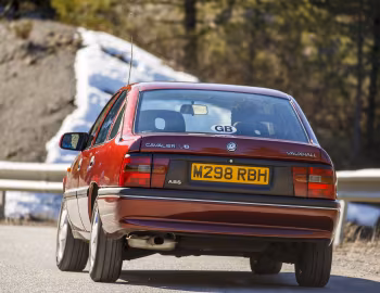 Vauxhall Cavalier CDX Saloon '1993–95