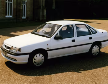 Vauxhall Cavalier Envoy 1.7TD Saloon '03.1993–07.1995