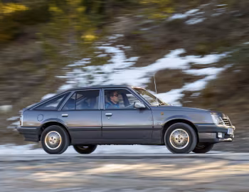 Vauxhall Cavalier CD Hatchback '1987–88