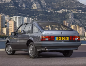 Vauxhall Cavalier CD Hatchback '1987–88