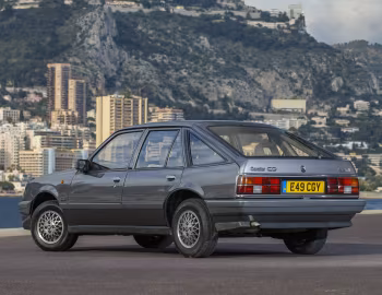 Vauxhall Cavalier CD Hatchback '1987–88