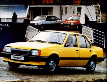Vauxhall Cavalier Saloon '08.1981–88