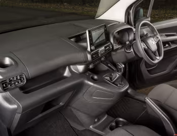 Interior Vauxhall Combo '2018–24