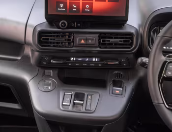 Interior Vauxhall Combo Life Electric '2024–pr.