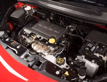 Sob o capô Vauxhall Corsa "Griffin" 3-door (E) '2018–19