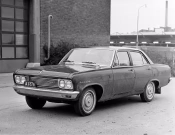 Vauxhall Cresta de Luxe Saloon [Sweden] '1971–72