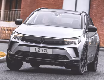Painel frontal Vauxhall Grandland Plug-in Hybrid GS Line '2022–24