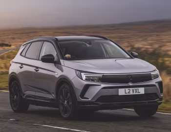 Vauxhall Grandland Plug-in Hybrid GS Line '2022–24