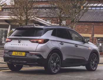 Vauxhall Grandland Plug-in Hybrid GS Line '2022–24