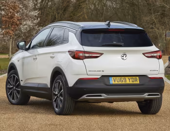 Vauxhall Grandland X Hybrid4 '2020–21