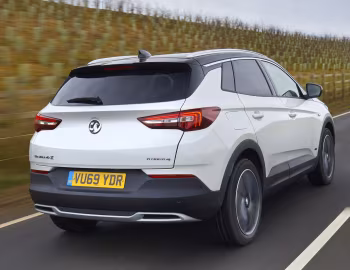 Vauxhall Grandland X Hybrid4 '2020–21