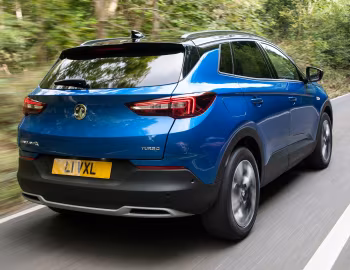 Vauxhall Grandland X Turbo '2017–21