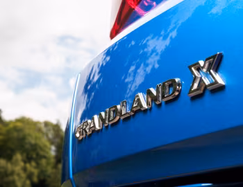 Vauxhall Grandland X Turbo '2017–21