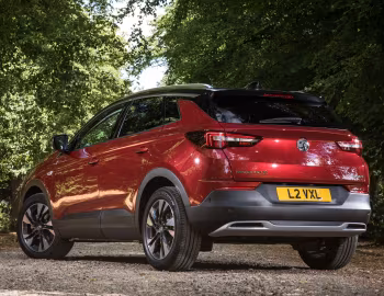 Vauxhall Grandland X Turbo D '2017–21