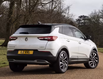 Vauxhall Grandland X Turbo D Ultimate '2018–21