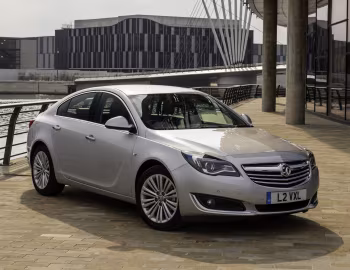 Vauxhall Insignia ecoFLEX Hatchback '2013–17