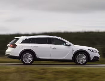 Vauxhall Insignia Country Tourer '2013–15