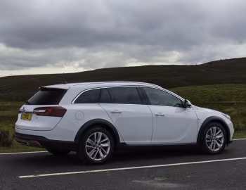 Vauxhall Insignia Country Tourer '2013–15