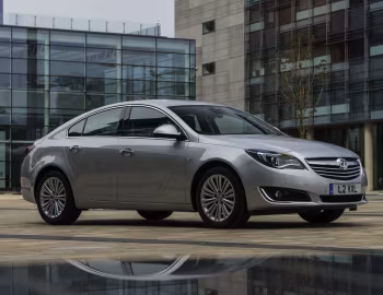 Vauxhall Insignia ecoFLEX Hatchback '2013–17