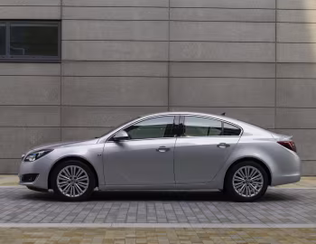 Vauxhall Insignia ecoFLEX Hatchback '2013–17