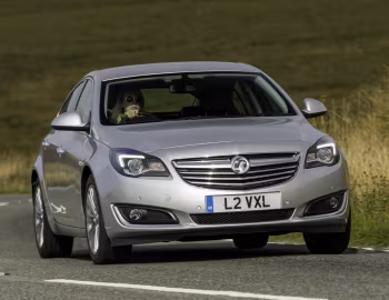 Vauxhall Insignia ecoFLEX Hatchback '2013–17
