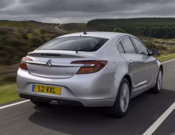Vauxhall Insignia ecoFLEX Hatchback '2013–17