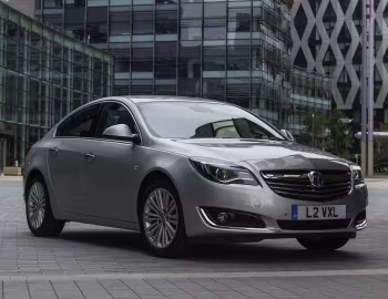 Vauxhall Insignia ecoFLEX Hatchback '2013–17