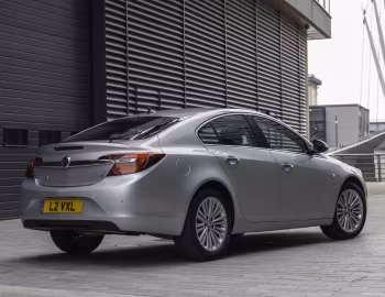 Vauxhall Insignia ecoFLEX Hatchback '2013–17