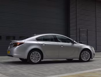 Vauxhall Insignia ecoFLEX Hatchback '2013–17