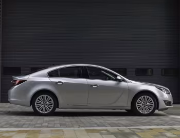 Vauxhall Insignia ecoFLEX Hatchback '2013–17