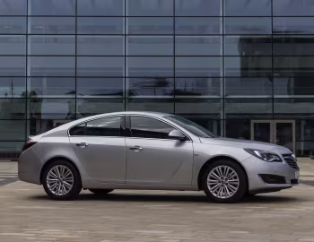Vauxhall Insignia ecoFLEX Hatchback '2013–17