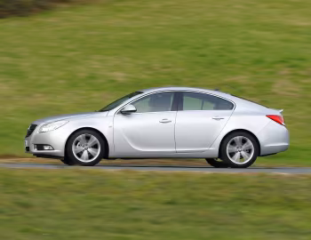Vauxhall Insignia ecoFLEX Hatchback '2009–13