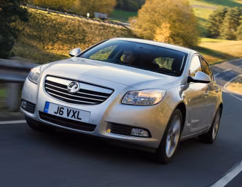 Vauxhall Insignia ecoFLEX Hatchback '2009–13