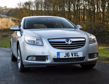 Vauxhall Insignia ecoFLEX Hatchback '2009–13
