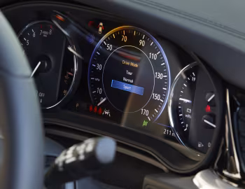 Painel Vauxhall Insignia GSi '2021–22