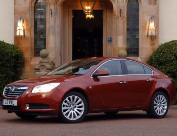 Vauxhall Insignia Hatchback '2008–13
