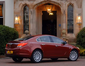 Vauxhall Insignia Hatchback '2008–13