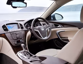 Interior Vauxhall Insignia Sports Tourer '2008–13