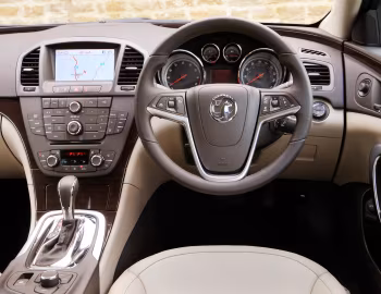 Painel frontal Vauxhall Insignia Sports Tourer '2008–13